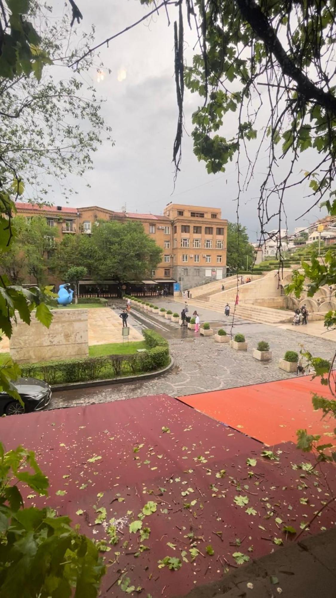 Studio Boutique Hotel At Cascade Yerevan Exterior photo