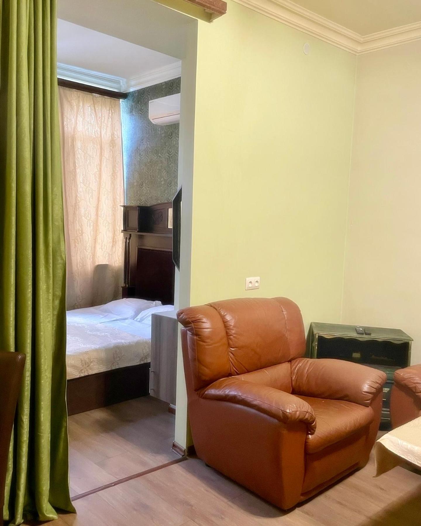 Studio Boutique Hotel At Cascade Yerevan Exterior photo
